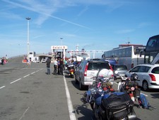 Ankunft unserer Fähre in Calais (1).