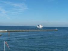 Auf der Fähre (6).