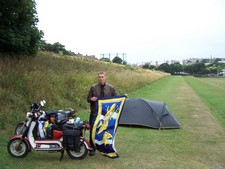 Unser Zelt im Dogpark in Brighton (3).
